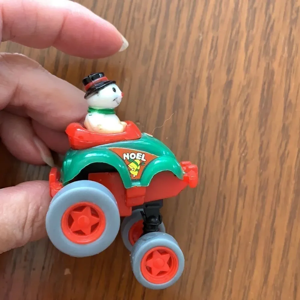2 plastic wind up Christmas snowmen‎